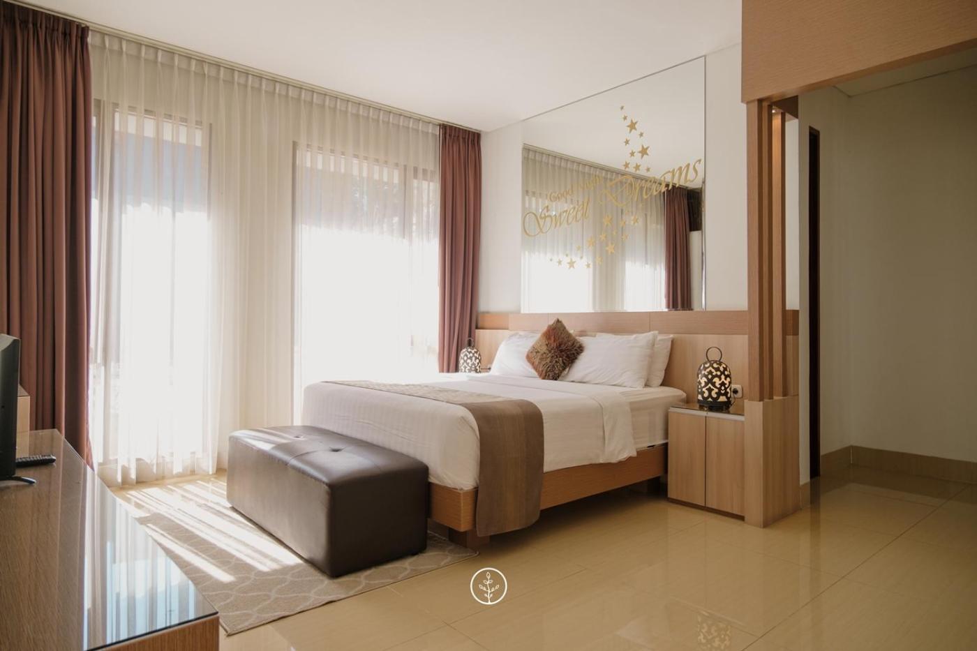 Narwastu Hill View Villa 6 Bedrooms With A Private Swimming Pool 万隆 外观 照片