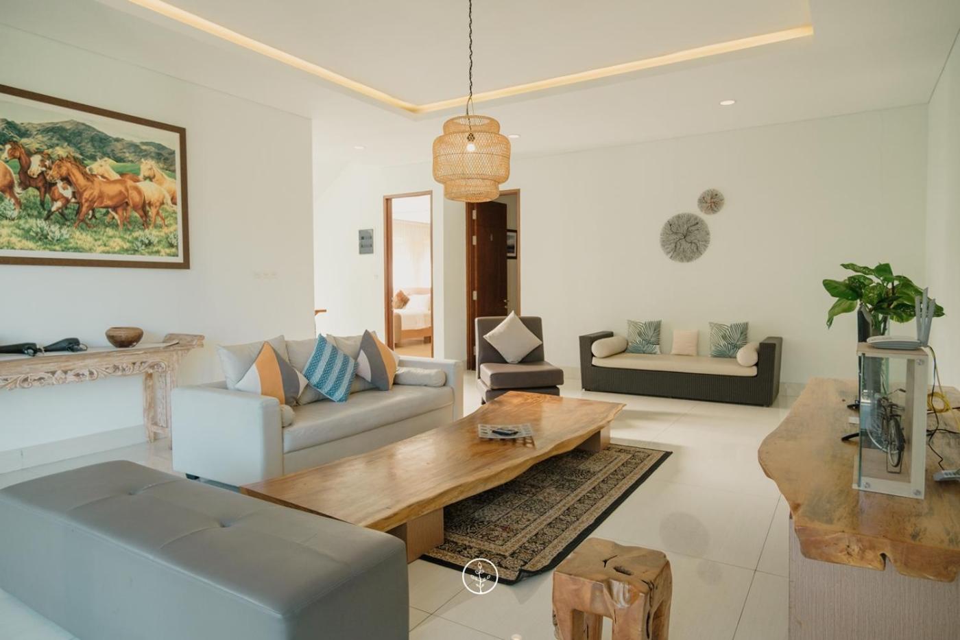 Narwastu Hill View Villa 6 Bedrooms With A Private Swimming Pool 万隆 外观 照片